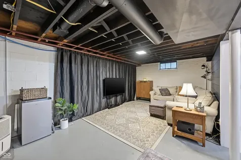 5355 Rosslyn Avenue Indianapolis IN 46220