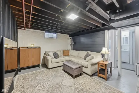 5355 Rosslyn Avenue Indianapolis IN 46220