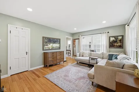 5355 Rosslyn Avenue Indianapolis IN 46220