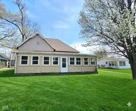 415 N Independence Street Windfall IN 46076