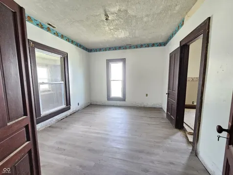 415 N Independence Street Windfall IN 46076