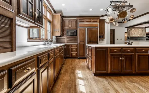 14300 Oakbrook Court Carmel IN 46033