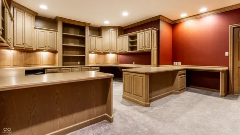 14300 Oakbrook Court Carmel IN 46033
