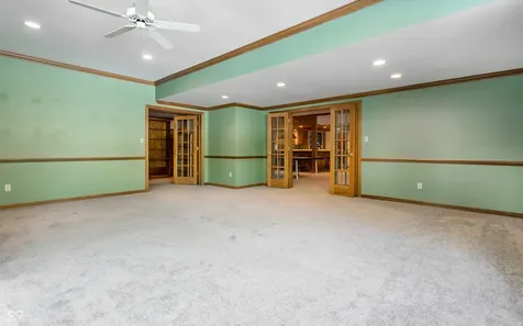 14300 Oakbrook Court Carmel IN 46033