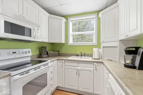 7731 Traders Lane Indianapolis IN 46278