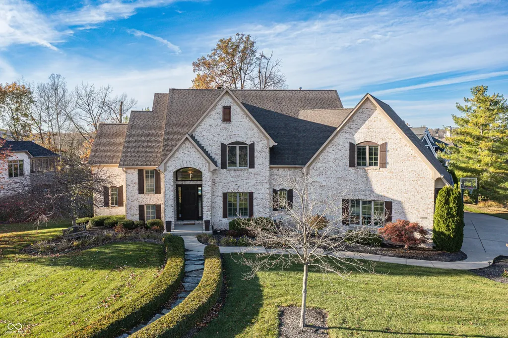 10701 Harbor Bay Drive Fishers IN 46040
