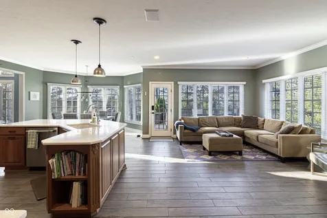 10701 Harbor Bay Drive Fishers IN 46040
