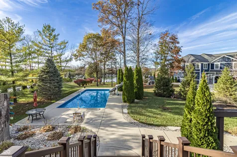 10701 Harbor Bay Drive Fishers IN 46040