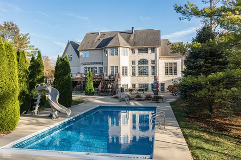 10701 Harbor Bay Drive Fishers IN 46040