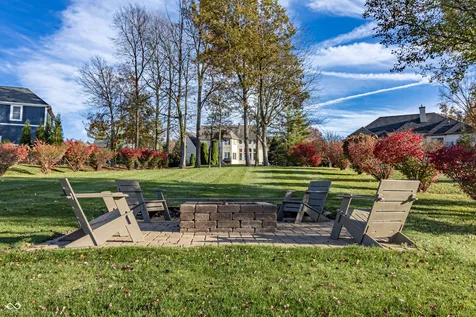 10701 Harbor Bay Drive Fishers IN 46040
