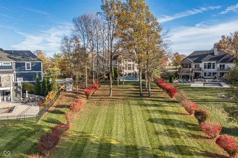 10701 Harbor Bay Drive Fishers IN 46040