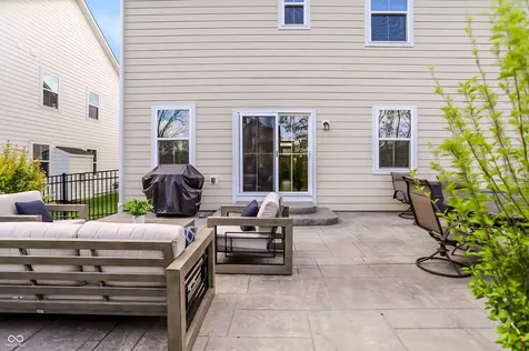 1082 Woodglen Drive Westfield IN 46074