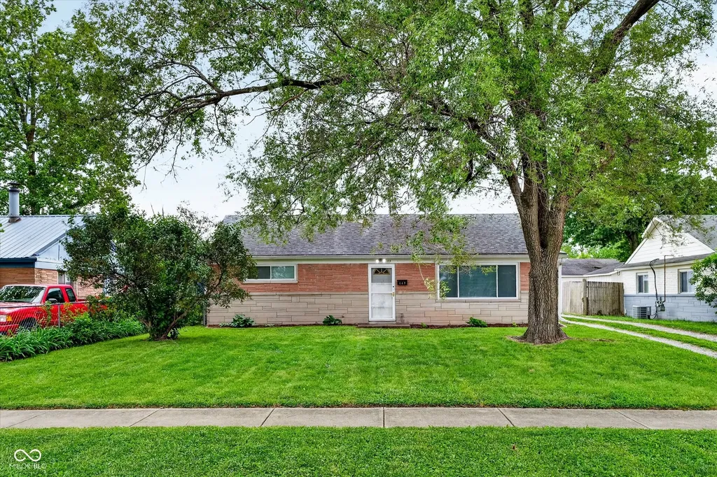 449 Southgate Drive Greenwood IN 46143