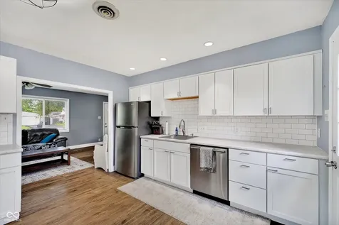 449 Southgate Drive Greenwood IN 46143