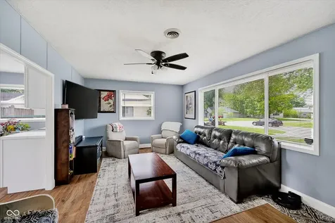449 Southgate Drive Greenwood IN 46143