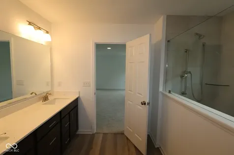 5238 Jacaranda Drive Indianapolis IN 46239