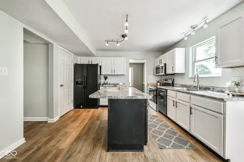 1213 Barrington Drive Greenwood IN 46143