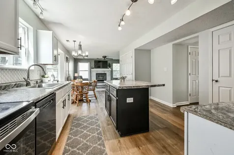1213 Barrington Drive Greenwood IN 46143