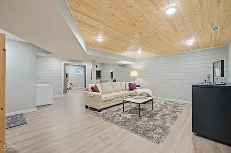 1567 Windview Brownsburg IN 46112