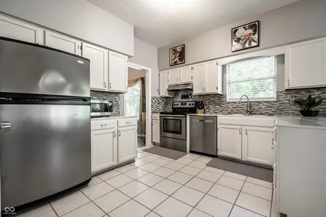 4736 Rocky Knob Lane Indianapolis IN 46254