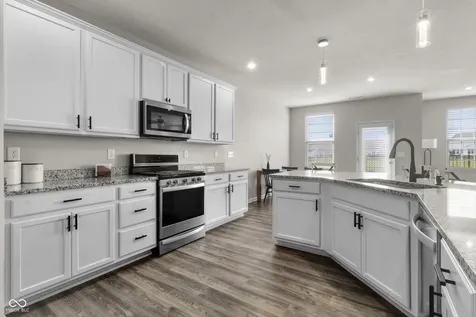6607 Timberline Trail Whitestown IN 46075
