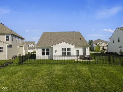 6607 Timberline Trail Whitestown IN 46075