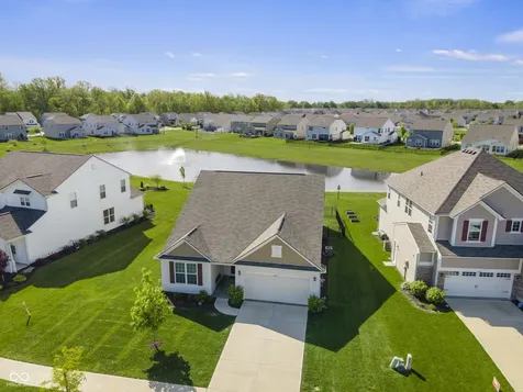 6607 Timberline Trail Whitestown IN 46075