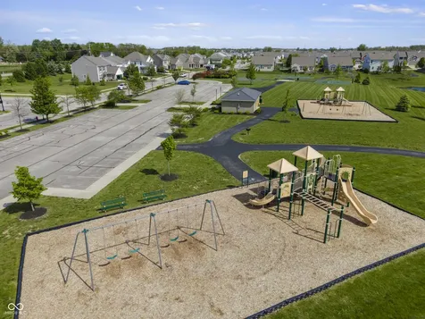 6607 Timberline Trail Whitestown IN 46075