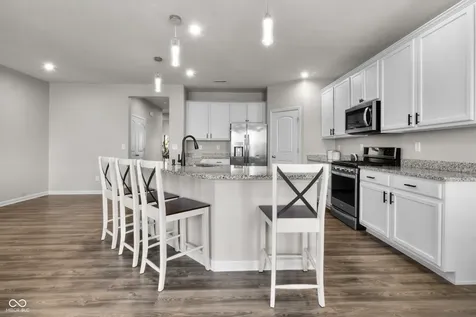 6607 Timberline Trail Whitestown IN 46075
