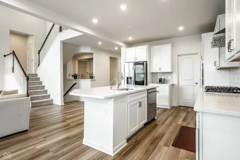 5378 Rose Drive Zionsville IN 46077