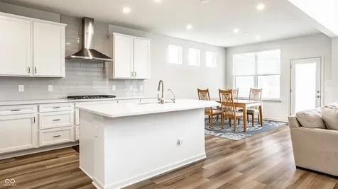 5378 Rose Drive Zionsville IN 46077