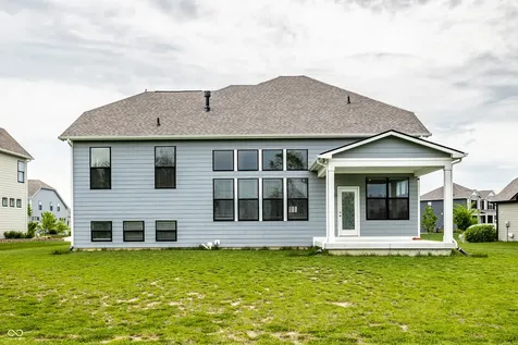 5378 Rose Drive Zionsville IN 46077