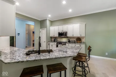 2545 Eisenhower Lane Terre Haute IN 47803