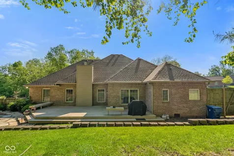 2545 Eisenhower Lane Terre Haute IN 47803