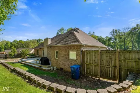 2545 Eisenhower Lane Terre Haute IN 47803