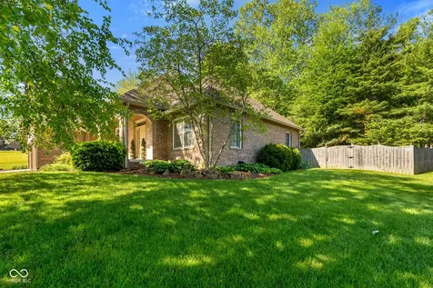 2545 Eisenhower Lane Terre Haute IN 47803