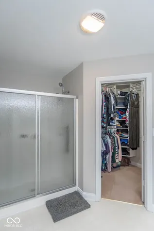 715 Hohlier Lane Avon IN 46123