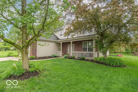 715 Hohlier Lane Avon IN 46123