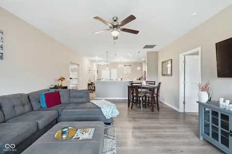 6617 Laredo Drive Mccordsville IN 46055