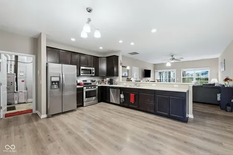 6617 Laredo Drive Mccordsville IN 46055