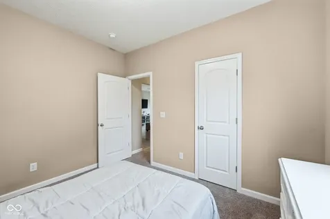 6617 Laredo Drive Mccordsville IN 46055