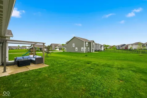 6617 Laredo Drive Mccordsville IN 46055
