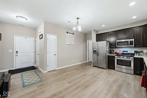6617 Laredo Drive Mccordsville IN 46055