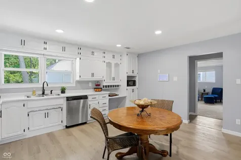 2932 S Parker Avenue Indianapolis IN 46203
