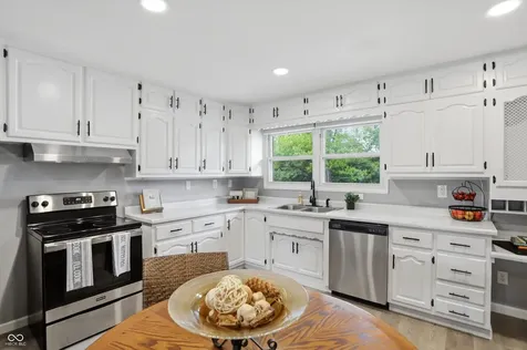 2932 S Parker Avenue Indianapolis IN 46203