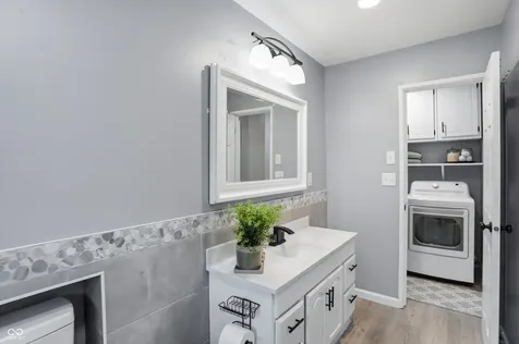 2932 S Parker Avenue Indianapolis IN 46203