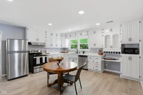 2932 S Parker Avenue Indianapolis IN 46203