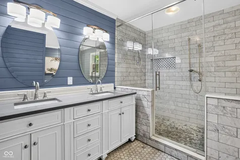 7209 Kingswood Circle Indianapolis IN 46256