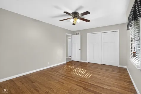 7209 Kingswood Circle Indianapolis IN 46256