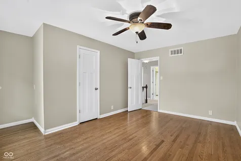 7209 Kingswood Circle Indianapolis IN 46256